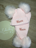 Pom Pom Hat & Scarf - Unisex